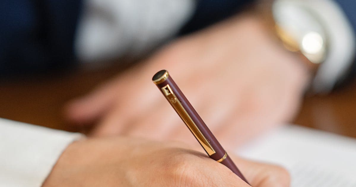 Sugardating-aftale: Skal man have en kontrakt? (Dansk juridisk perspektiv)