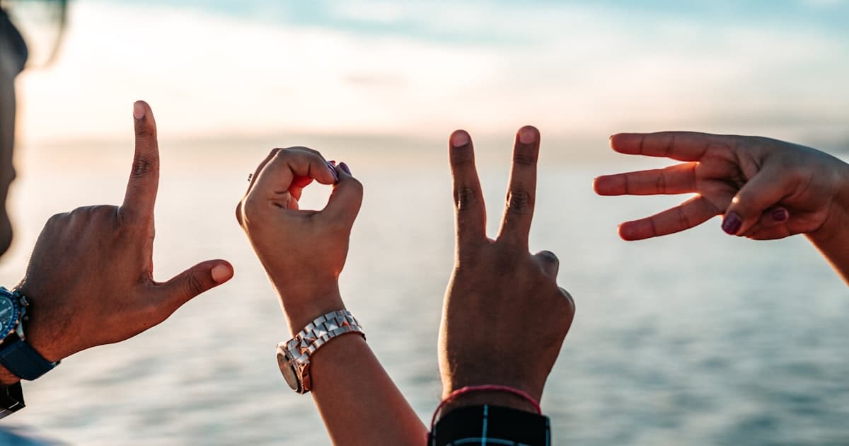 Dating med stor aldersforskel — hvornår virker det, og hvornår går det galt?