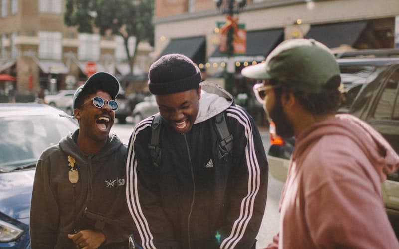 Sugar Daddy vs. Sugar Mama in Nederland — Verschillen en rollen